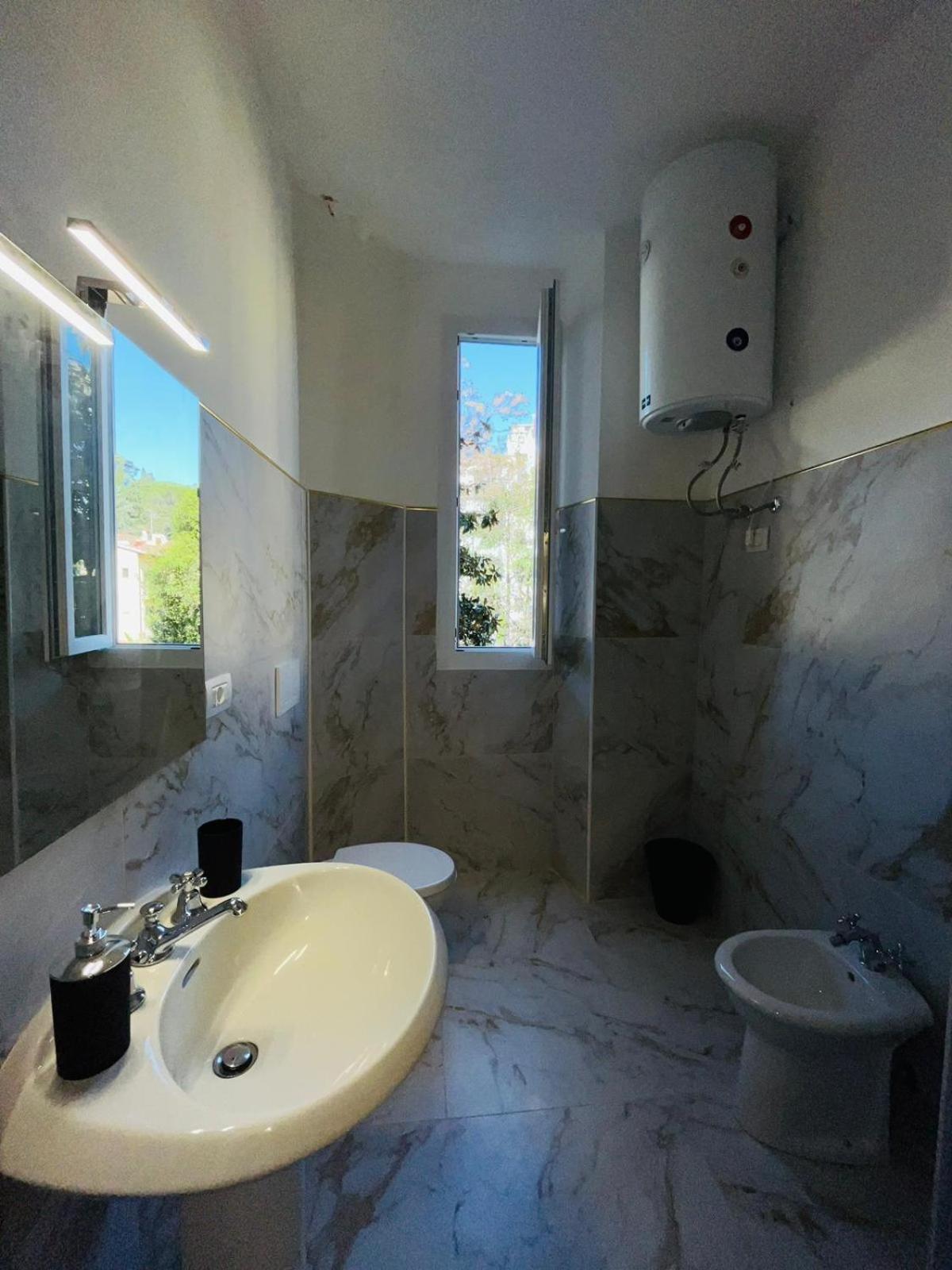 לינה וארוחת בוקר פירנצה Oriani Bnb מראה חיצוני תמונה